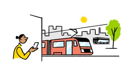 Henkilö odottaa pysäkillä lähestyvää punaista ratikkaa, taustalla bussi.