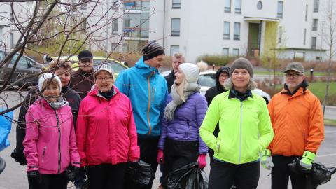 Photo of the whole city&#039;s clean-up team