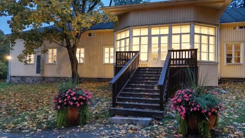 Haiharan kartano iltavalaistuksessa.