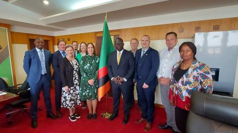 Delegaatio Sambian vierailulla marraskuussa 2024