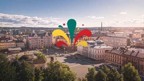 Keskustori kesällä ilmasta kuvattuna.