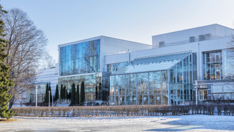 Tampere-talon julkisivu.