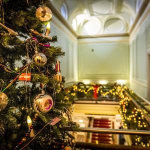 Joulukuusi Museo Milavidassa.