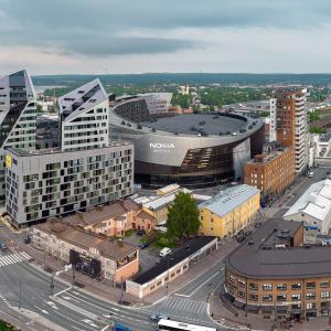 Nokia-areena ja ympäristöä ilmasta käsin kuvattuna.