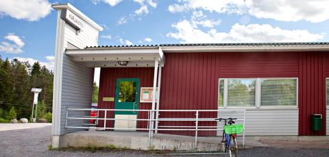 Terälahden kirjasto ulkoa.