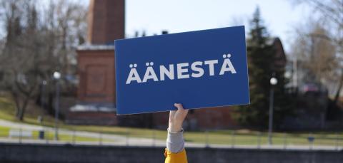 Tamperelaisia kannustetaan äänestämään.