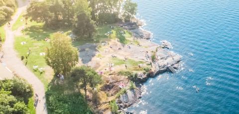 Tampereen Onkiniemi yläilmoista kuvattuna, kesäinen ilma