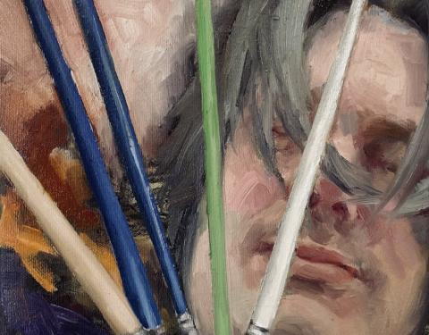 Maalauksessa ihmisen kasvot siveltimien takana.