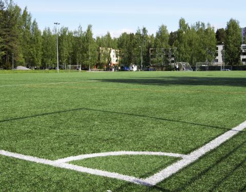 Tekonurmikenttä