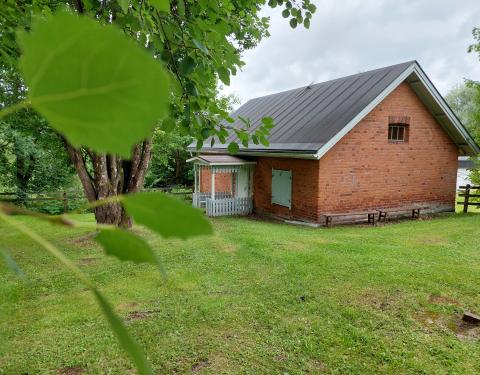 Haiharan nukketeatterin rakennus.