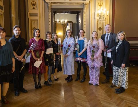 Anna Szalay, kirjallisuuspalkintojen saajat ja Anne-Mari Jussila.