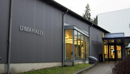 Tesoma swimming pool entrance.