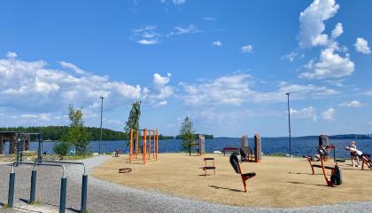 Equipment at the Niemenranta outdoor gym.
