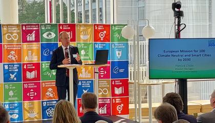 EU:n ilmastotyön johtaja Patrick Child Espoossa.