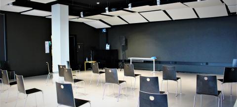 Lielahden kirjaston monitoimitila Tuike.