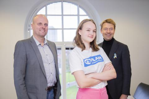 Pekka Salmi, Pauliina Mannerhovi ja Matti Helimo.