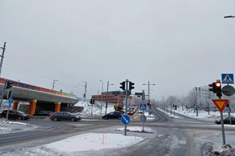Viinikan ratasilta ja risteysaluetta Ratapihankadun suuntaan.