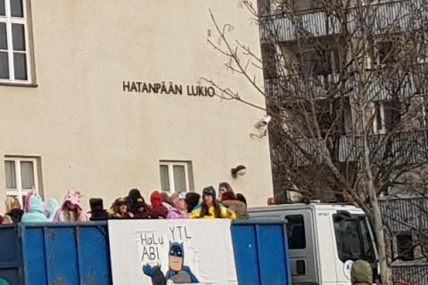 Penkkarit Hatanpään lukiossa