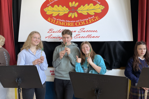 Opiskelijoita Irlannissa