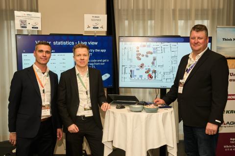 Tampere Ambassador Rene Graichen posing togehter with two of his colleagues.