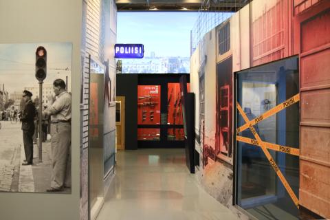 Näkymä Poliisimuseon perusnäyttelystä.